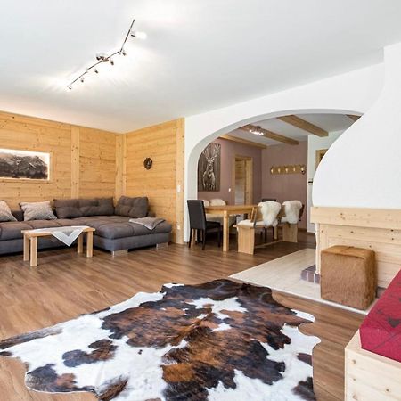 Bergwild Apartment การ์มิช-พาร์เทนเคียร์เชน ภายนอก รูปภาพ